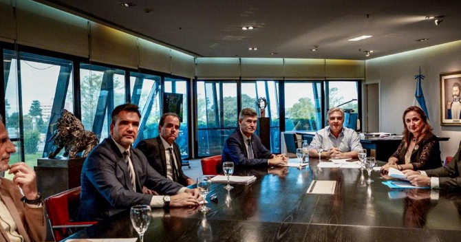 Córdoba busca prohibir naranjitas y limpiavidrios