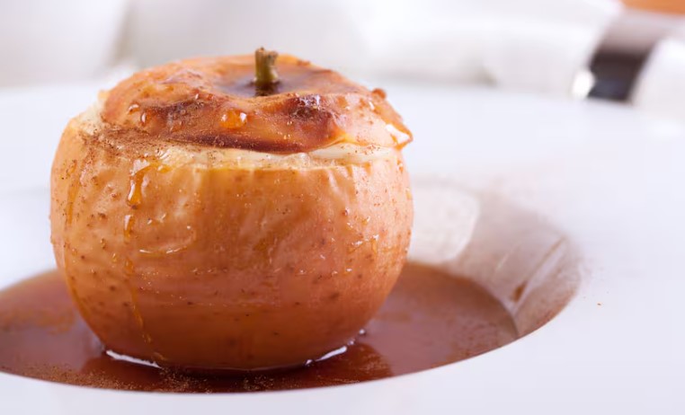 Manzanas al vino tinto: receta fácil y económica