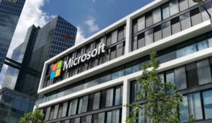 Microsoft analiza una demanda contra OpenAI y Amazon por violar acuerdo de exclusividad