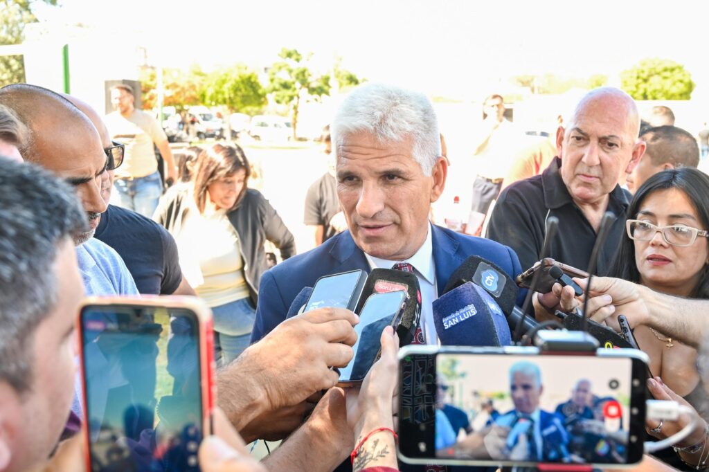 Poggi: «Alberto es nuestro adversario; Adolfo integra el Gobierno»