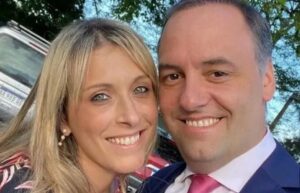 La Procuraduría de Investigaciones actuará de oficio sobre los viajes de Manuel Adorni y su pareja