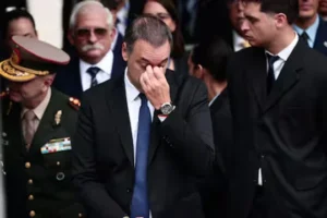 Citan a un exfutbolista en la causa por enriquecimiento contra Adorni