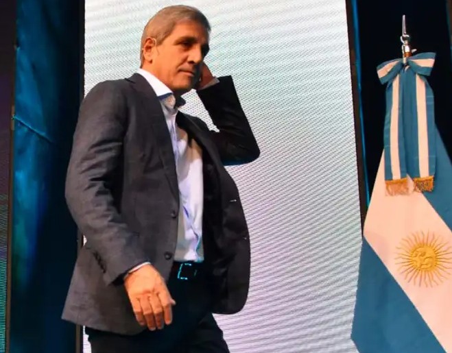 Caputo prevé caída de la inflación y expansión del 20%