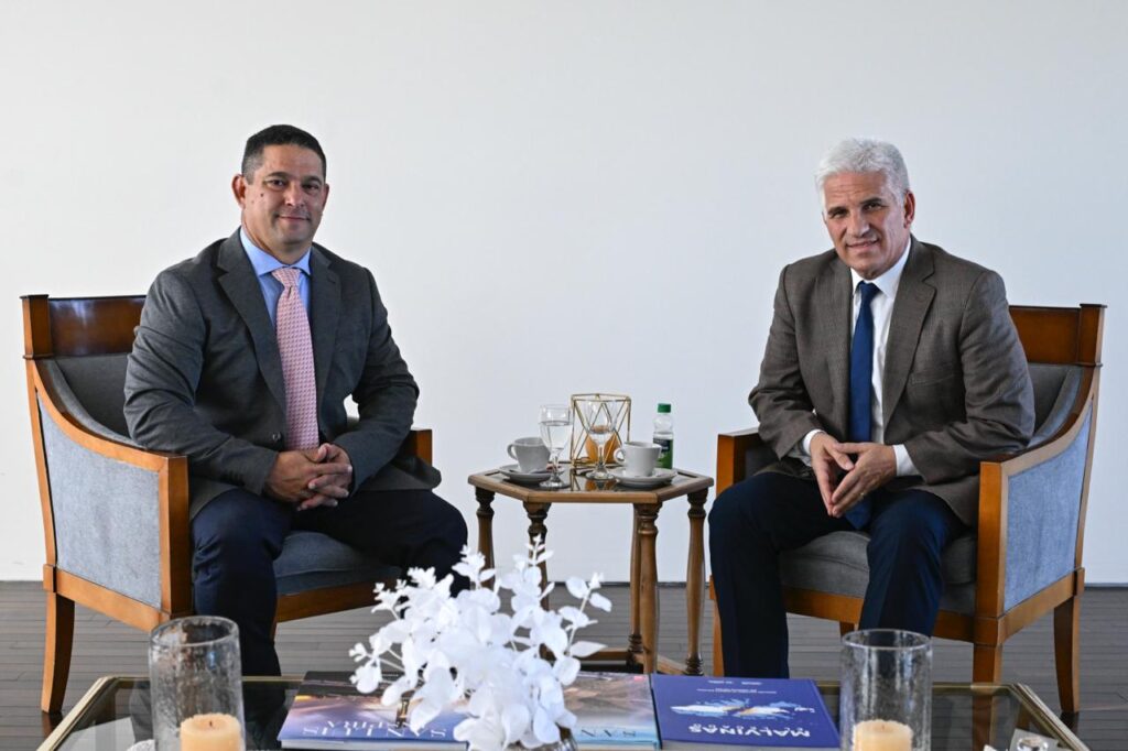 Álvarez y Poggi se reunieron en Casa de Gobierno: «Acordamos algunos puntos a trabajar en conjunto»