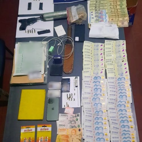 Armas, drogas y una baliza policial apócrifa: dos demorados en Potrero de los Funes