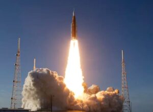 Misión de la NASA a la Luna: el insólito problema que se le presentó a los tripulantes de Artemis II