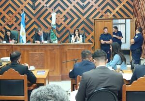 Fiscalía apeló la absolución de la exfuncionaria Cintia Ramírez en una causa por corrupción 