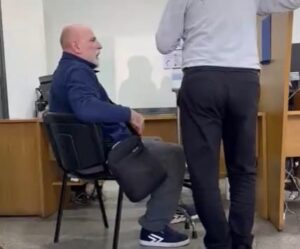 VIDEO | Reclamo en Edesal: un hombre denunció un corte indebido del suministro en su vivienda 