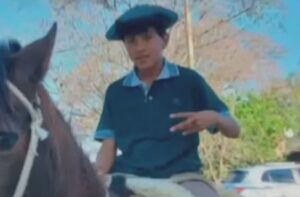 Tragedia en Corrientes: un niño de 12 años murió al tocar un alambrado eléctrico