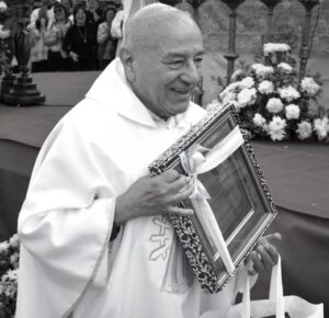 Cuatro décadas de entrega: la comunidad de Villa Mercedes despide al Padre Nolo