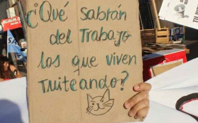 Trabajan más y comen menos en la era Milei
