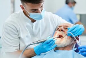 Crisis en PAMI: odontólogos dejan de atender pacientes