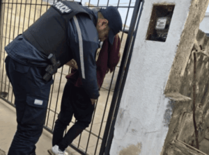 Un adolescente fue demorado en Villa Mercedes tras un violento robo con arma blanca en una vivienda