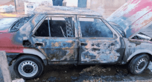 Un auto se incendió en la zona oeste de la ciudad: no se registraron heridos