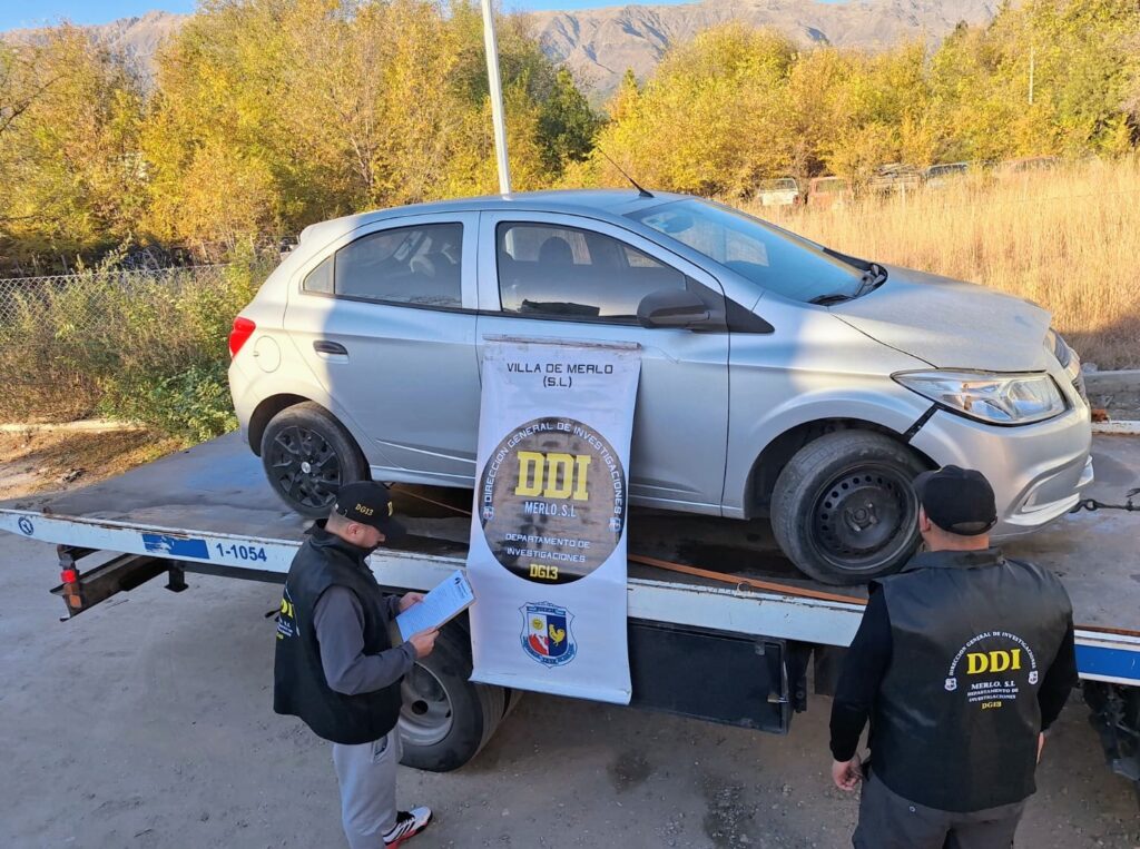 Secuestraron en Córdoba un auto vinculado a un robo en Carpintería