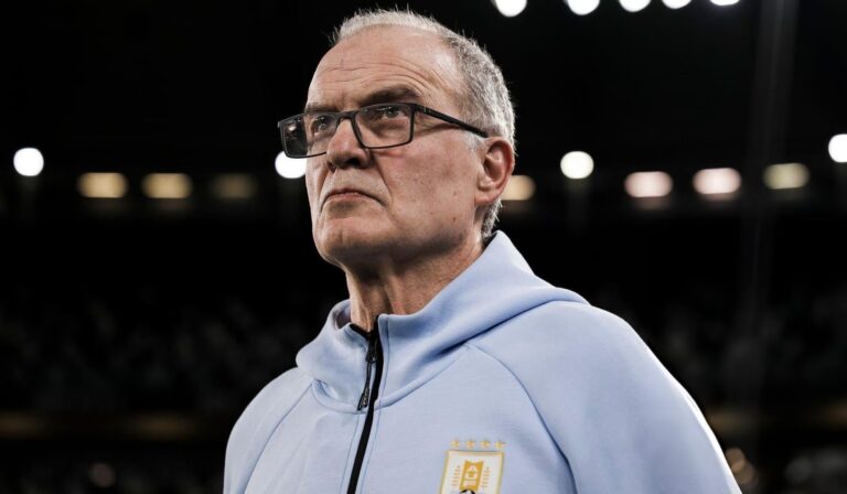 Marcelo Bielsa confirma su salida de la Selección de Uruguay tras el Mundial 2026