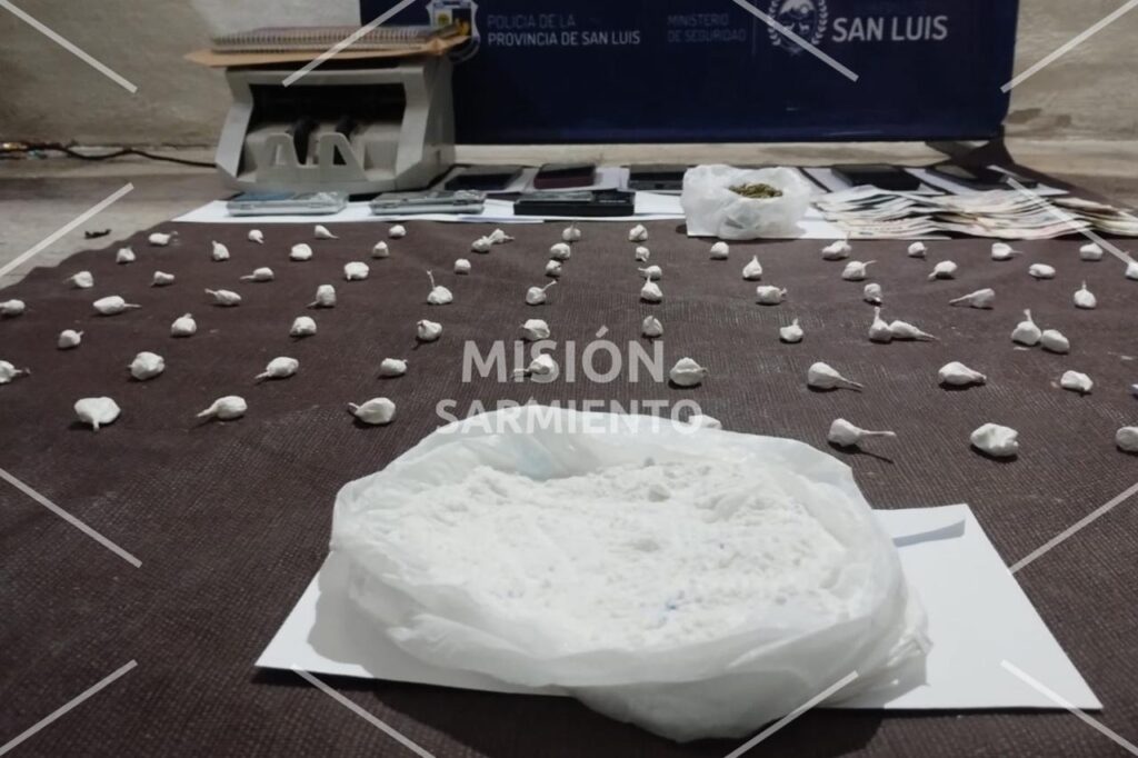 Desbarataron tres centros de venta de droga por más de $15 millones en San Luis y Juana Koslay