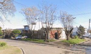 Brutal ataque en Temperley: discutió con su pareja, la atropelló con el auto y quedó detenido