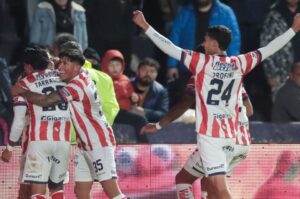 El puntano Brahian Cuello brilló en el batacazo de Unión ante Independiente Rivadavia