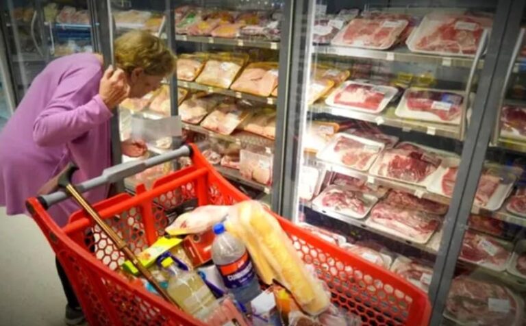 La inflación de abril se ubicó en 2,6% y cortó la racha de 10 meses al alza