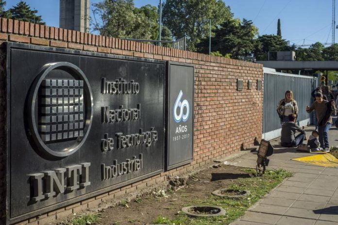 Más de 100 empresarios industriales salen a respaldar al INTI en medio del ajuste