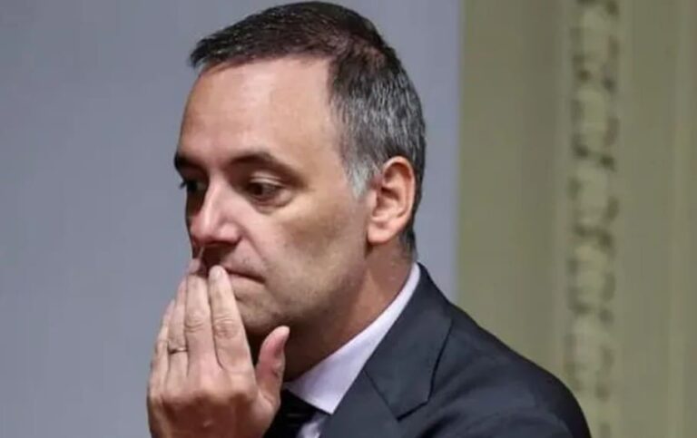 Manuel Adorni volvió a esquivar las preguntas sobre su patrimonio: «Ya di las explicaciones»