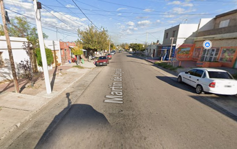 Prorrogan la preventiva de una mujer acusada de robar pantuflas, auriculares y amenazar a un joven con un cuchillo