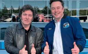 La oposición le exige explicaciones a Javier Milei por el Tesla que le pidió a Elon Musk