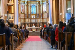 «No se trata solo de sobrevivir»: el mensaje de Barba en el Tedeum del 25 de Mayo