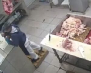 Detuvieron a una mujer por intentar envenenar el mate de un compañero