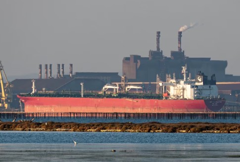 Petróleo cae tras acuerdo entre EE.UU. e Irán