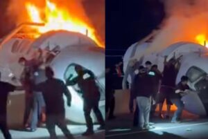 Tragedia en Texas: avión se estrella sobre una ruta