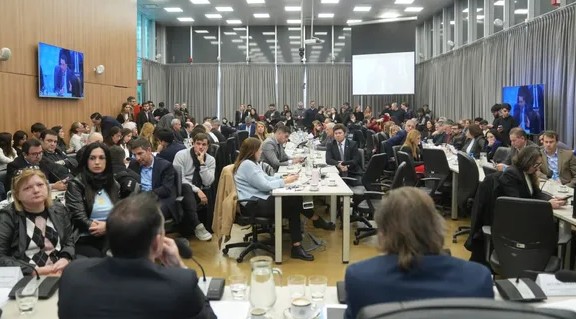El Gobierno avanzó en Diputados con el Súper RIGI