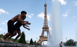 Ola de calor en Francia: mueren dos niños en un auto