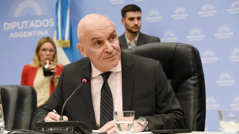Investigan a Espert por fondos vinculados a Fred Machado