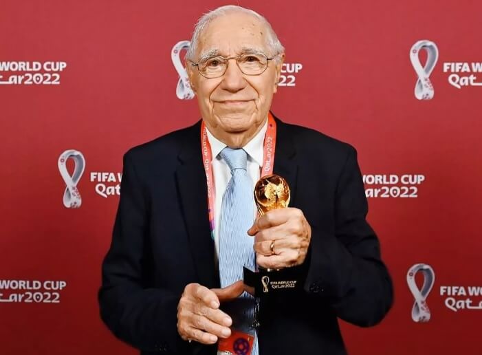 Histórico: la FIFA homenajeó a Enrique Macaya Márquez
