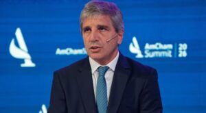 Pymes reclaman a Caputo frenar embargos y multas de ARCA