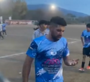 Batalla campal en Carpintería: un polémico fallo arbitral terminó en graves incidentes dentro y fuera de la cancha