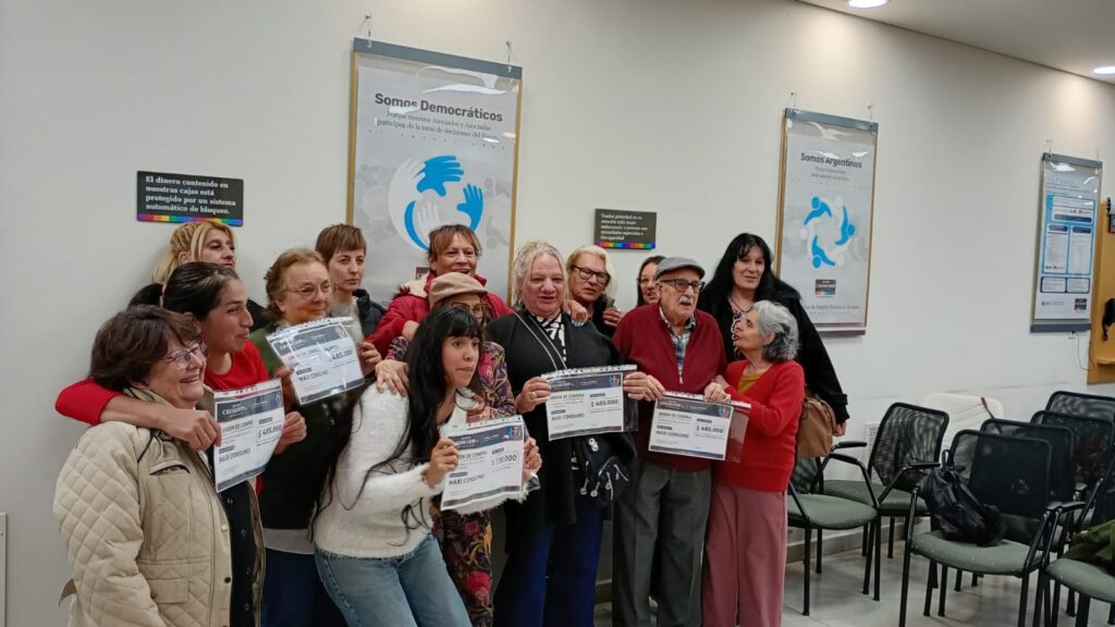 VIDEO | Credicoop San Luis entregó fondos a asociaciones sociales con los premios obtenidos por la gestión de la filial
