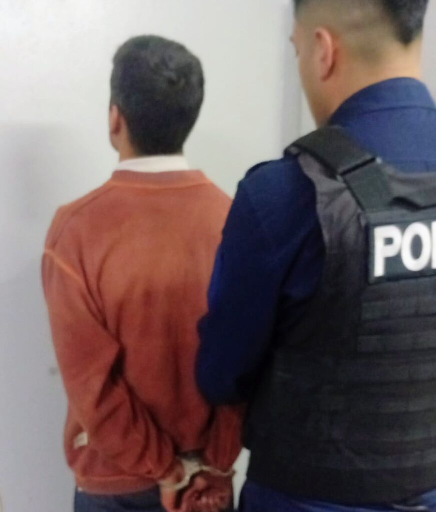 Una mujer denunció agresiones y daños por parte de su pareja: fue detenido
