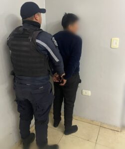 Golpeó a su pareja en el Bº República y en medio de un conflicto familiar: fue detenido