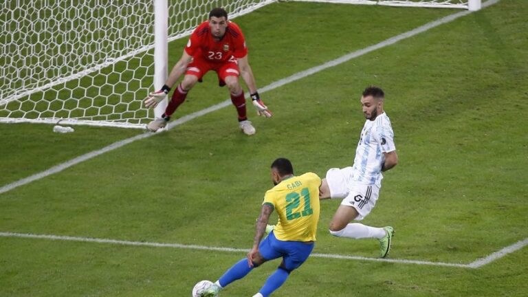 La predicción del Dibu Martínez para el Mundial 2026: Argentina campeón y otra final con Brasil