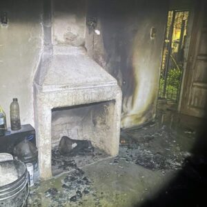 Una estufa hogar encendida provocó un incendio en una vivienda del barrio Eva Perón Anexo 2