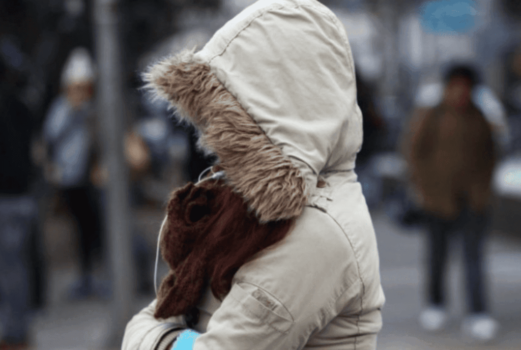 Anuncian un frente frío en la provincia con fuertes vientos, heladas y posible agua nieve