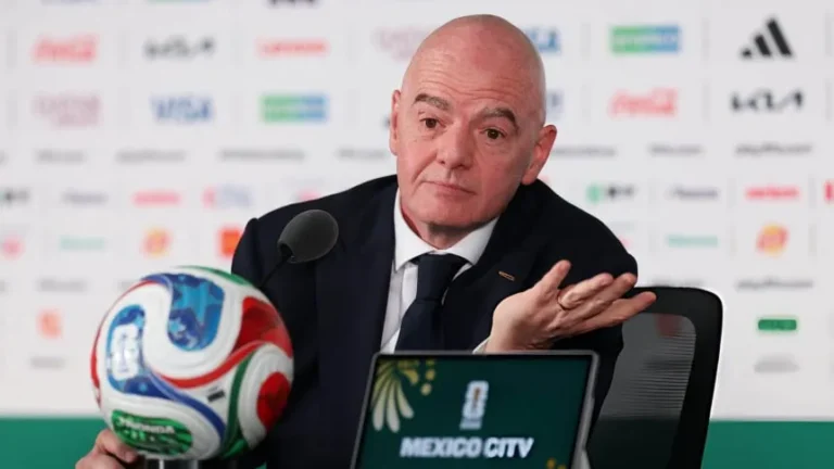 Infantino habló sobre la deportación del árbitro somalí que iba a dirigir en el Mundial 2026