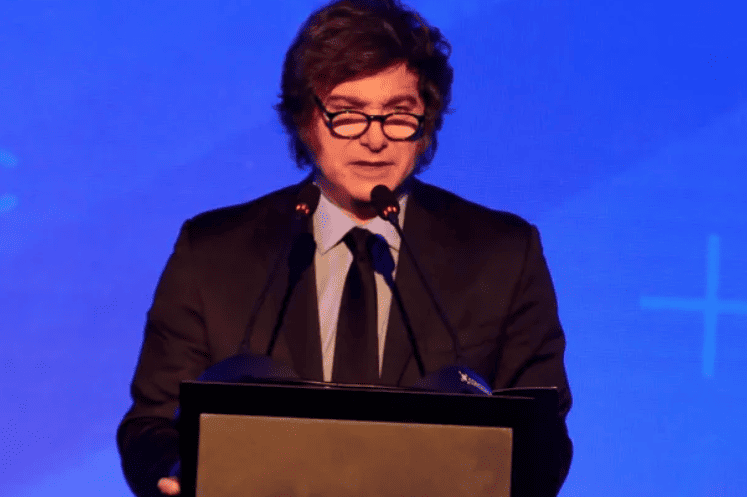 Javier Milei será premiado en Francia como «uno de los economistas más influyentes del planeta»