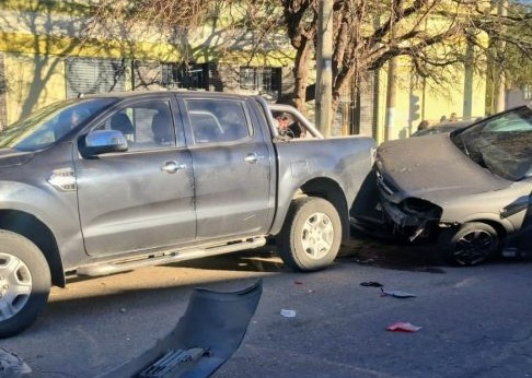 Dos mujeres resultaron heridas tras un choque múltiple en avenida Presidente Perón