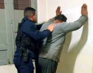 Dos detenidos e imputados por resistencia a la autoridad tras un control de tránsito en Villa Mercedes