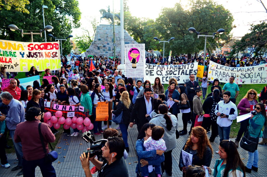 San Luis vuelve a marchar por Ni Una Menos a 11 años de la primera convocatoria