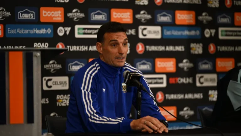 Scaloni llevó tranquilidad sobre los lesionados y confirmó cuándo se sumará el reemplazante de Balerdi